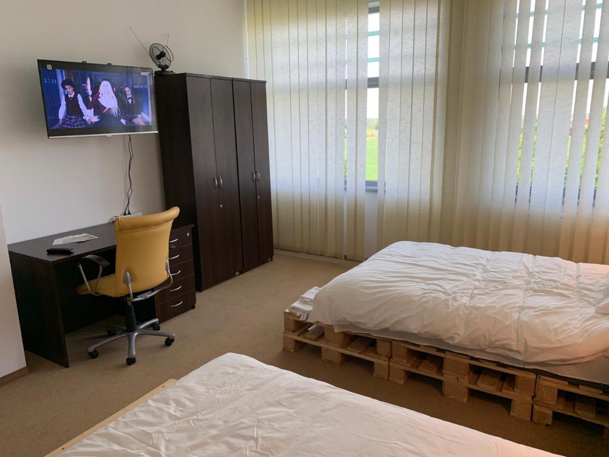 Apartamenty Kajetany 3Rooms מראה חיצוני תמונה