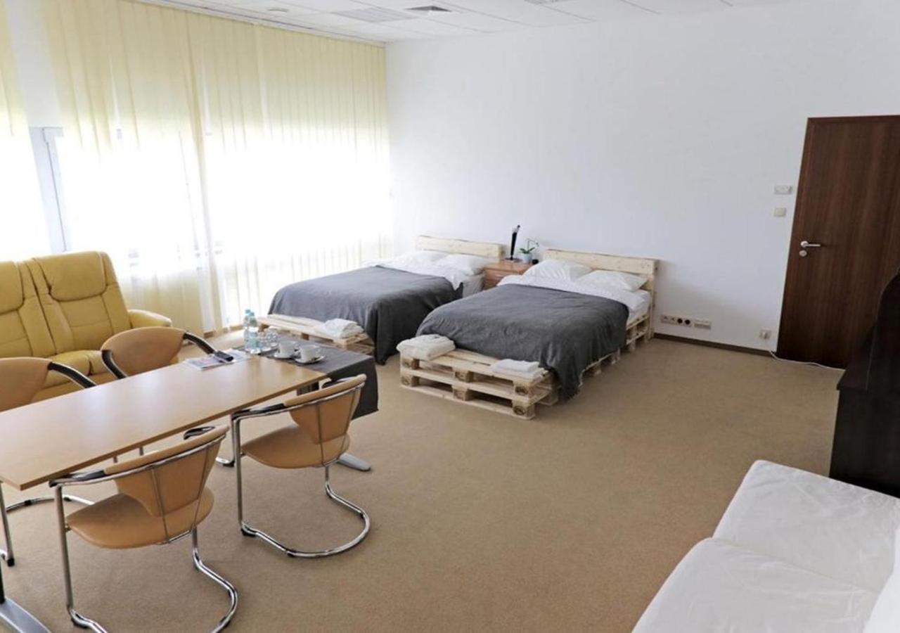 Kajetany Apartamenty Expo Nadarzyn 3Rooms מראה חיצוני תמונה